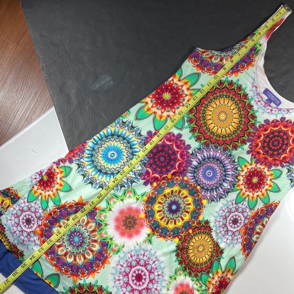 Vivienne Tam Tank Dress, Mandala/Kaleidoscope Pattern, Great Colors! - Picture 4 of 7